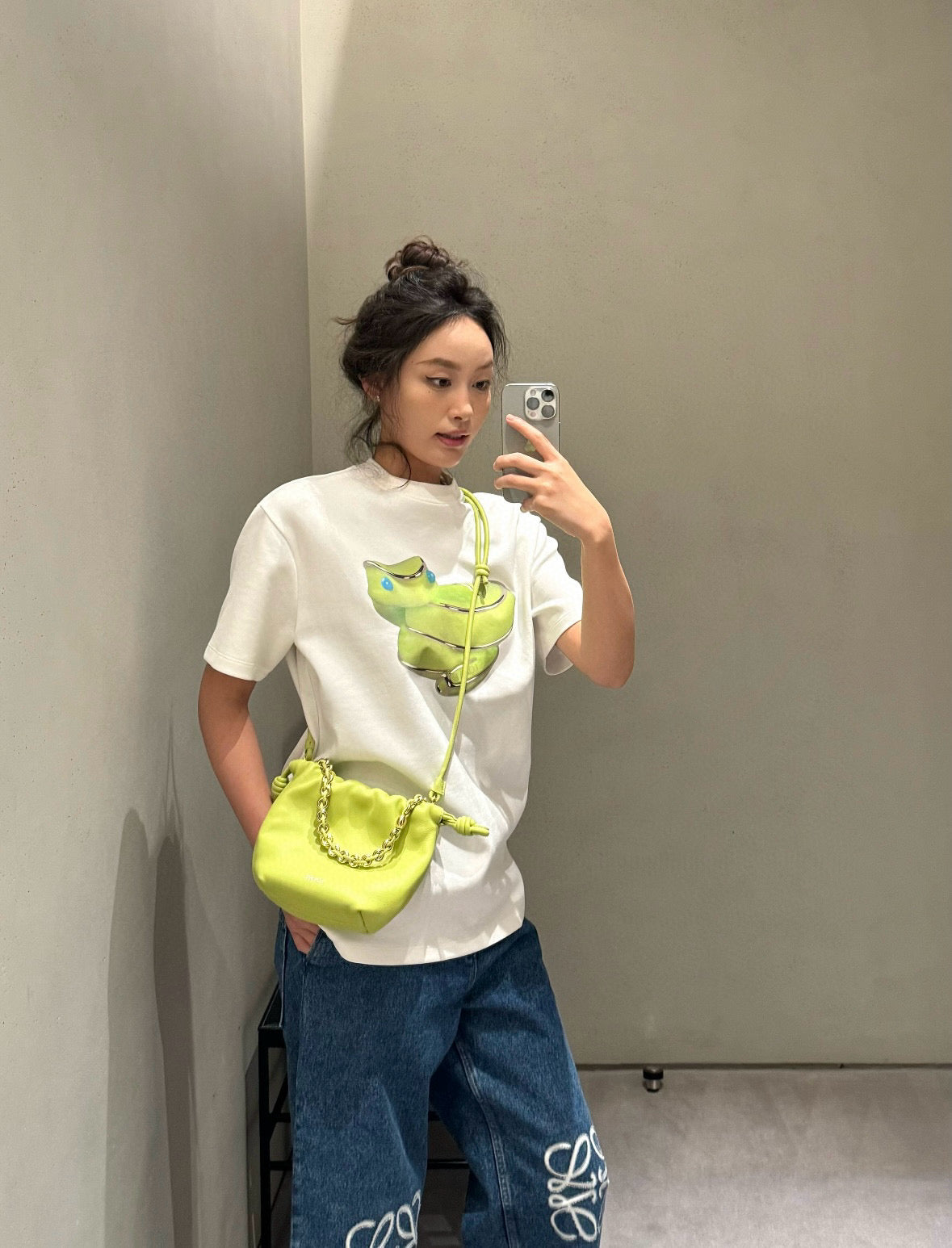 Le 2025ss fluoreszierendes T-Shirt mit Schlangenmuster 