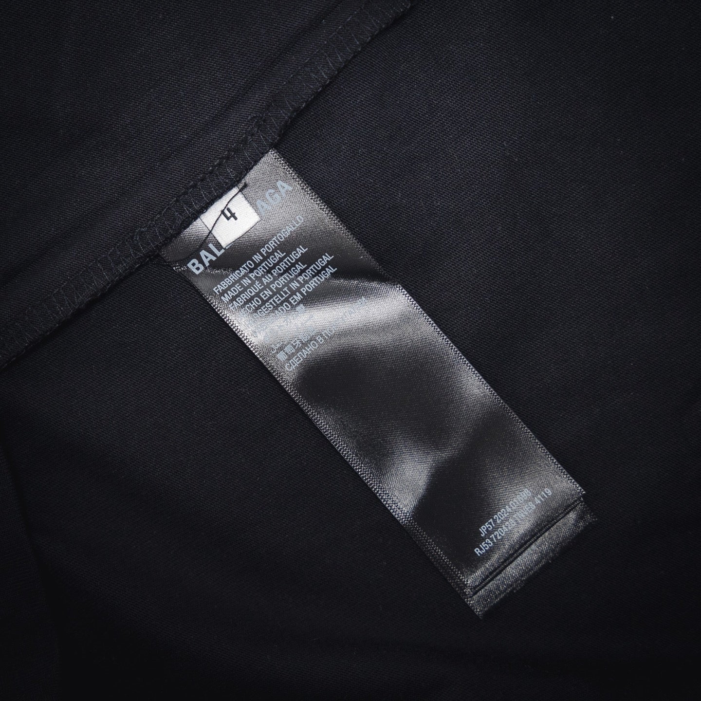 B  Racing long sleeves