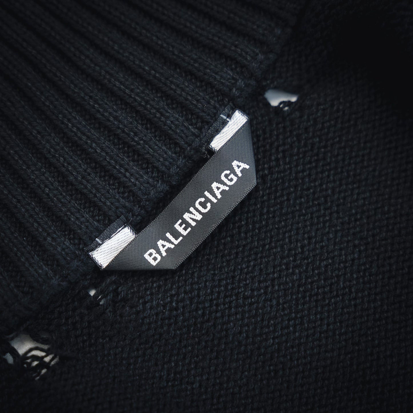 B  25ss New Flame Totem Zipper Sweater