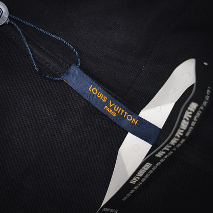 1V Pearl Hooded Zipper Sweatshirt
