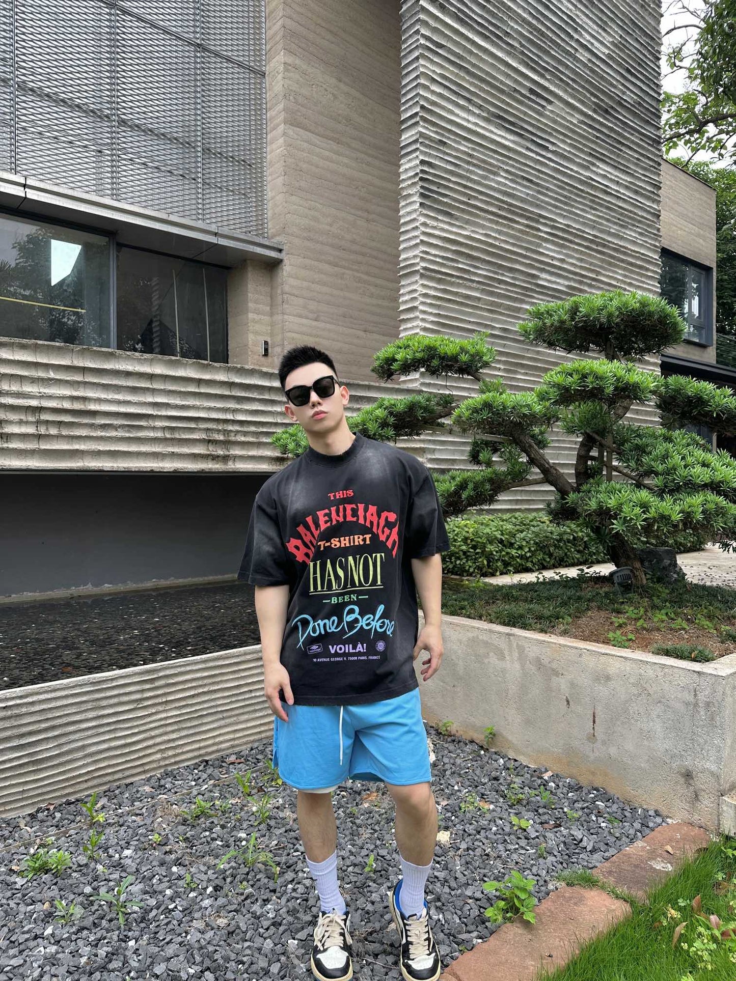 B  Printed letter t-shirt