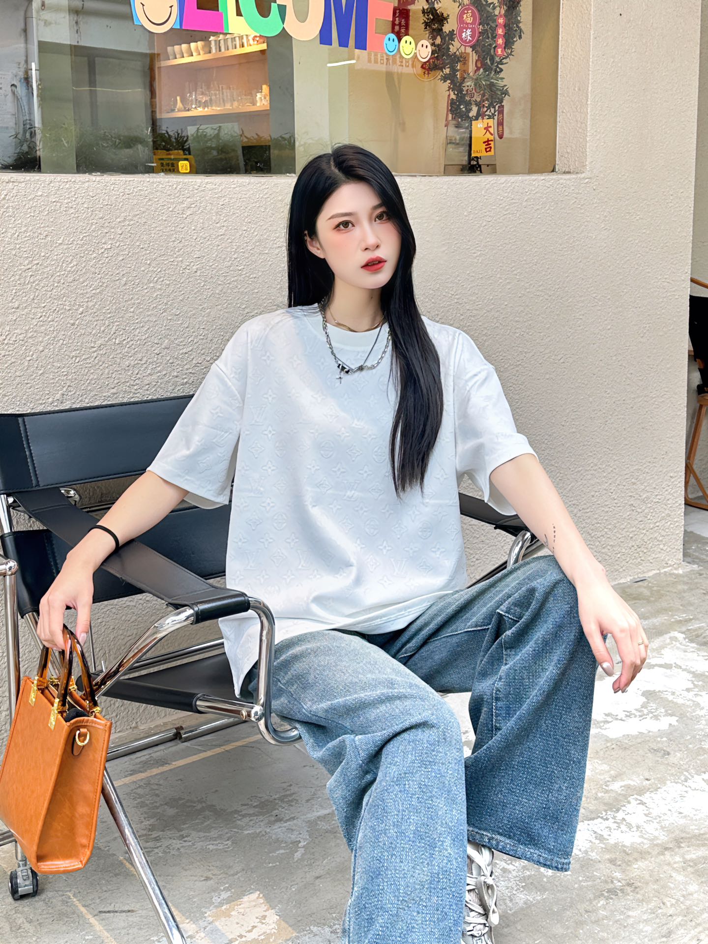 1V 25ss embroidered logo T-shirt
