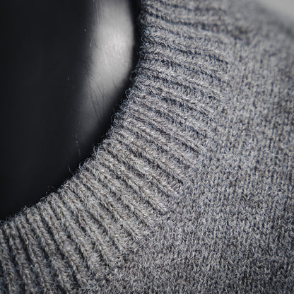 L 24FW Dunkler Muster-Logo Pullover Pullover 