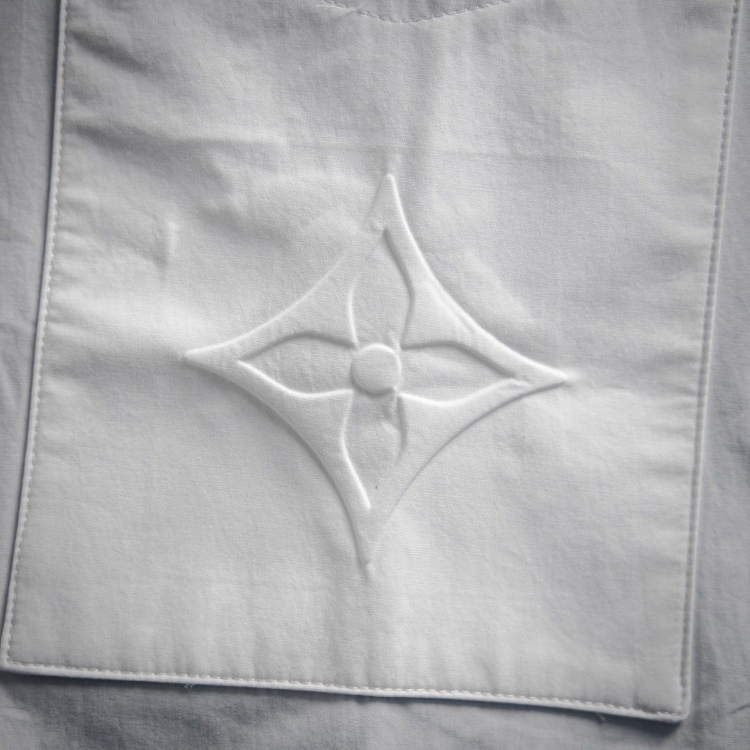 1V Embossed short-sleeved shirt
