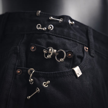B Riveted loose denim shorts