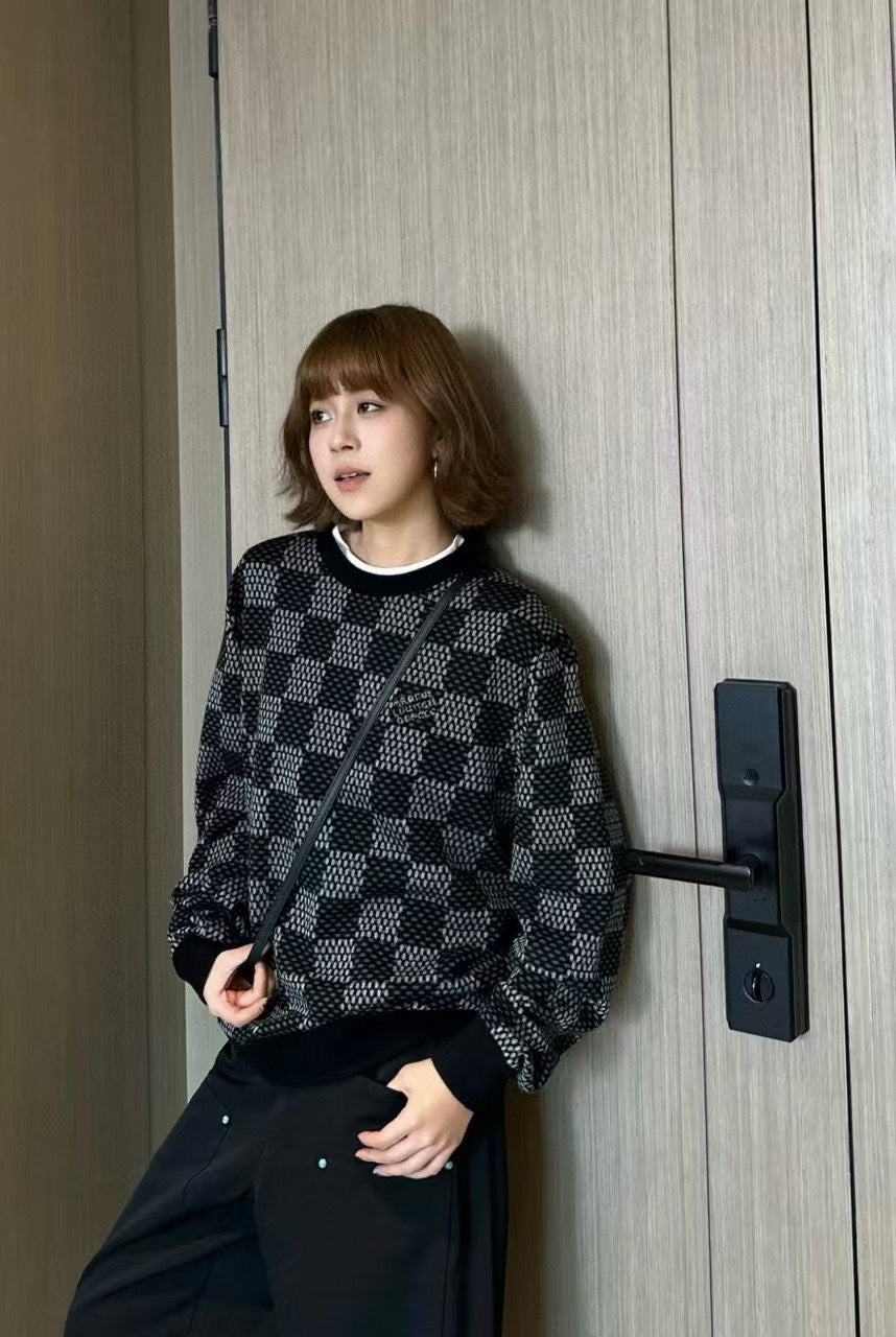 1V 24FW chessboard flower sweater