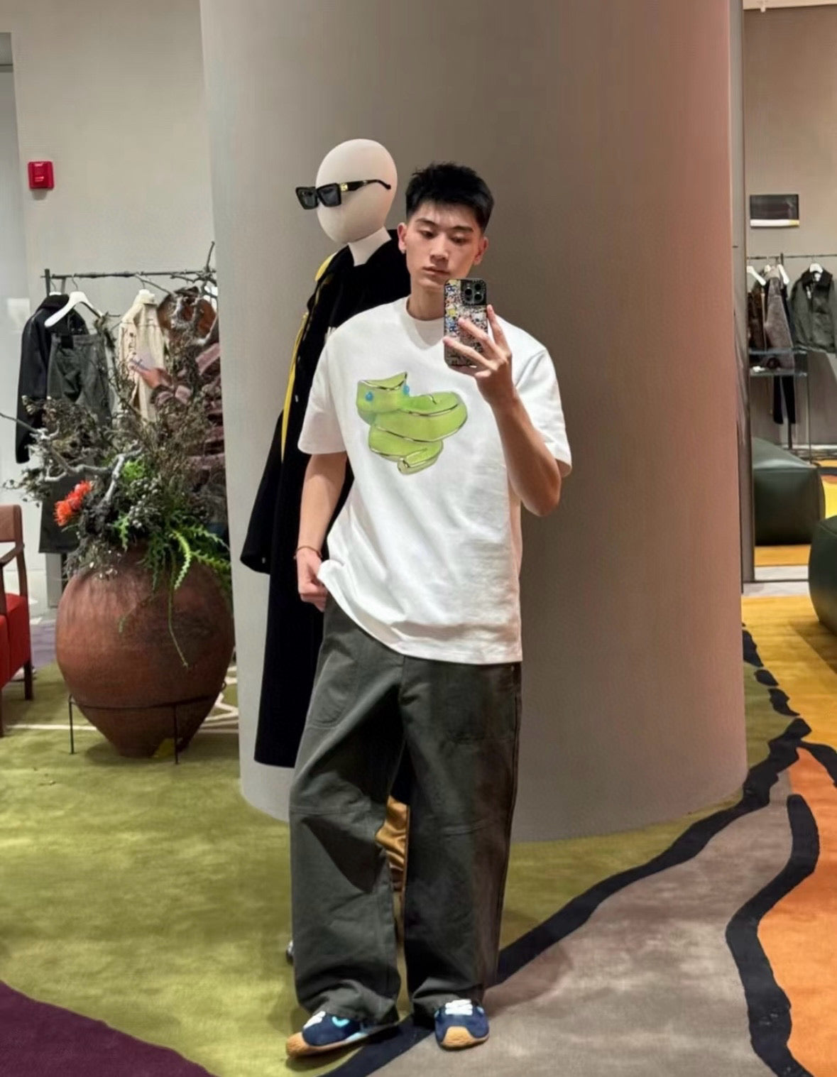 Le 2025ss fluoreszierendes T-Shirt mit Schlangenmuster 