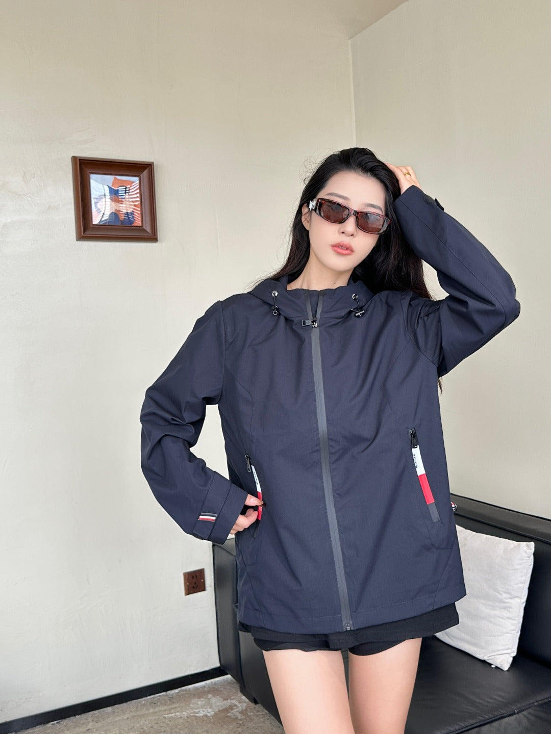 Mo  2025SS Small logo pocket hooded jacket