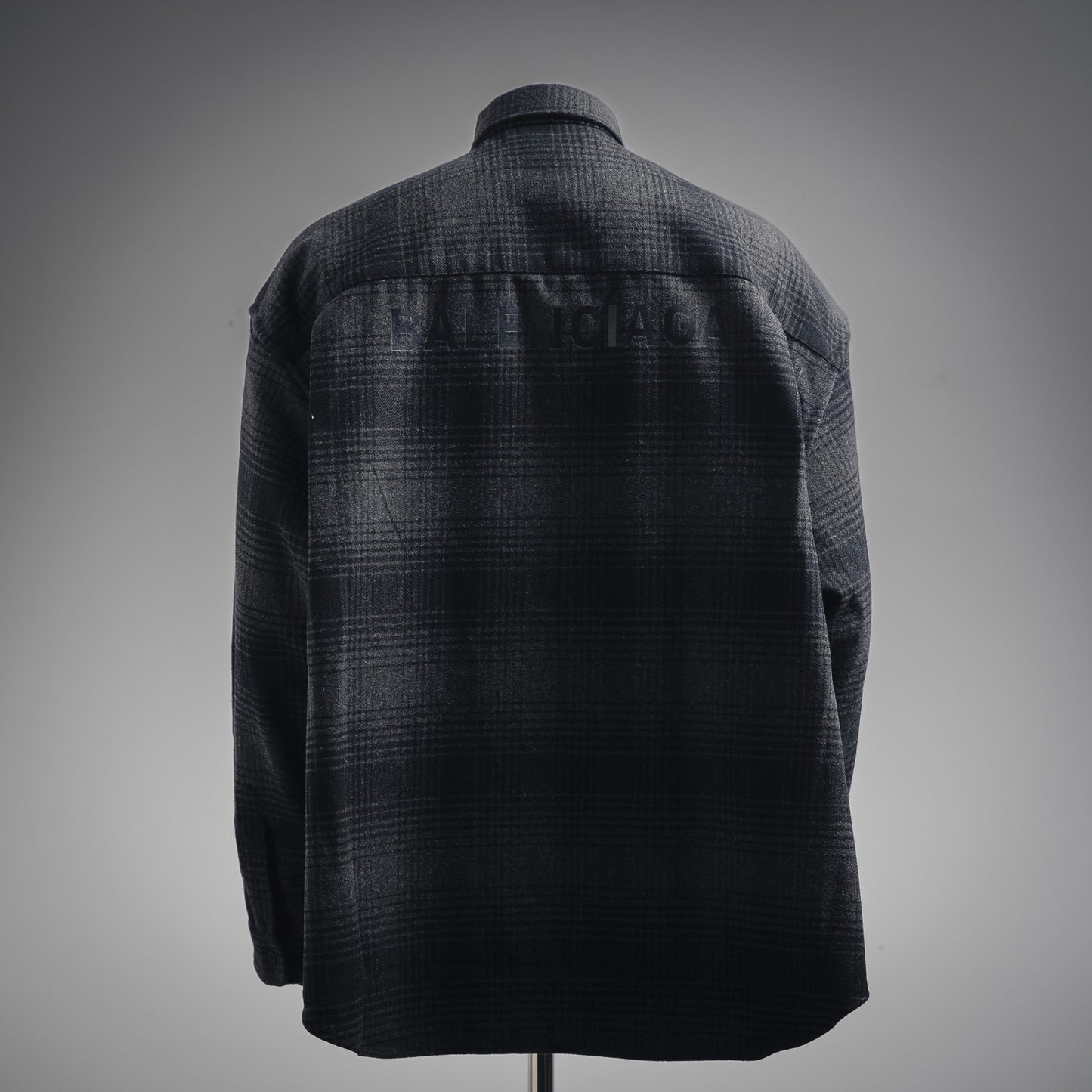 B  Wool blended plaid shirt