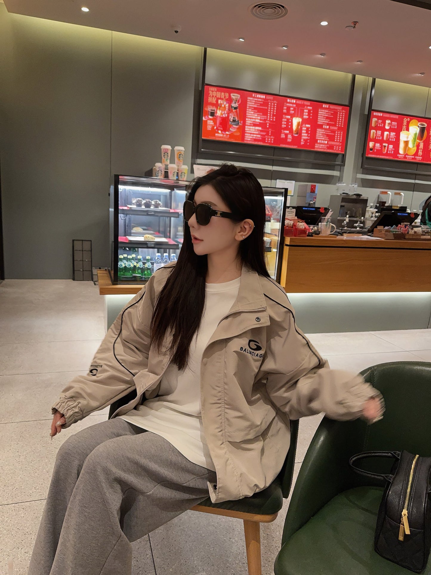 B  Embroidered stand-up collar zipper plaid jacket