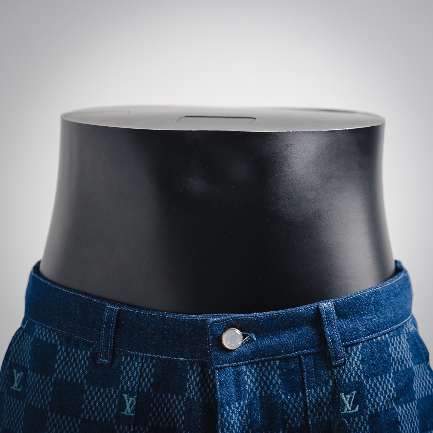 1V 2025 Embroidered Damier Denim Shorts