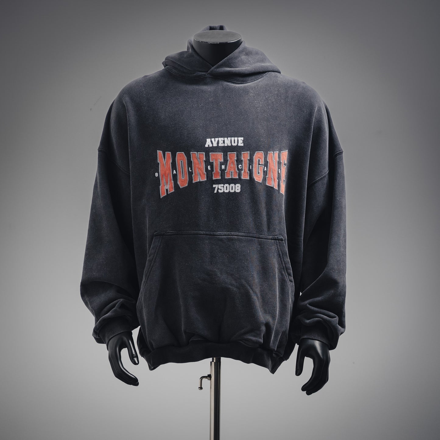 B  Printed washed hooded sweatshirt