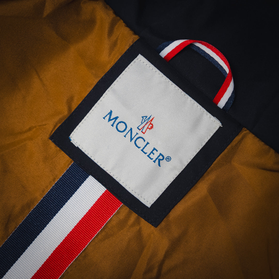Mo  2025SS Small logo pocket hooded jacket