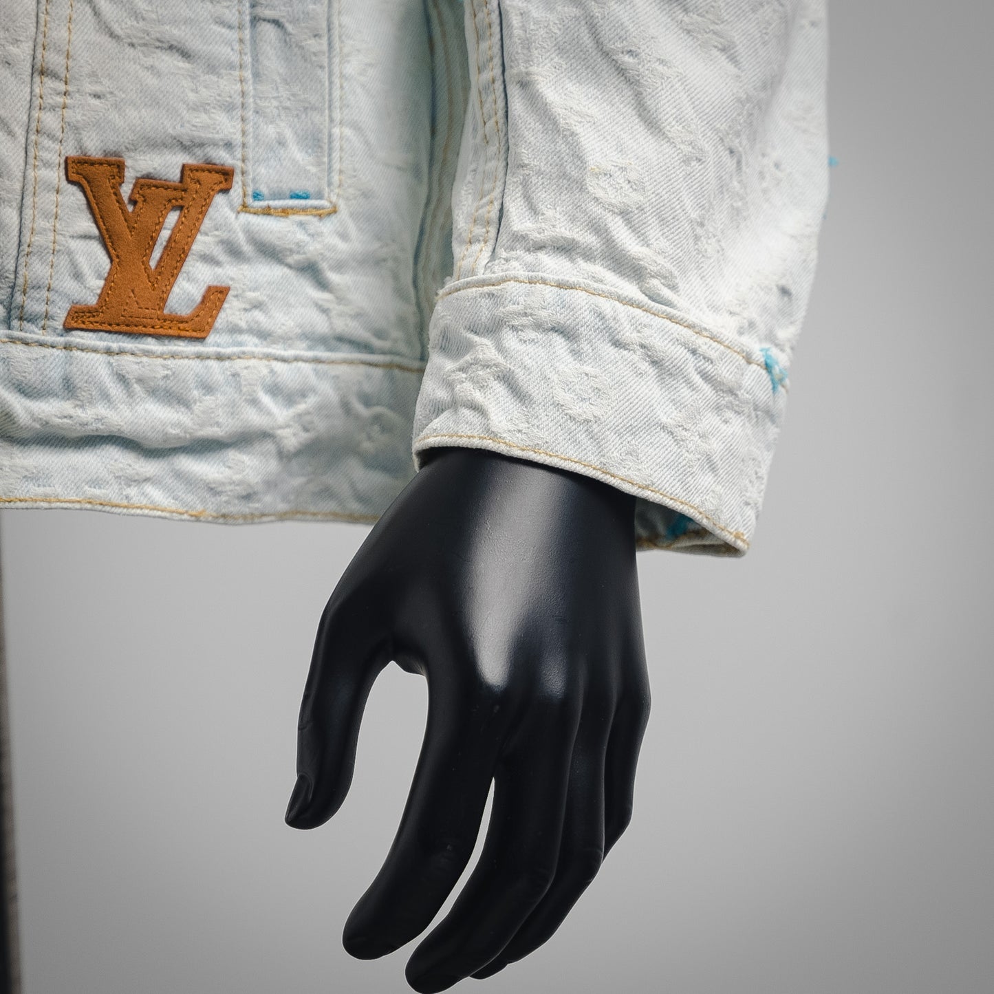 1V Tyler co-branded embroidered denim jacket set