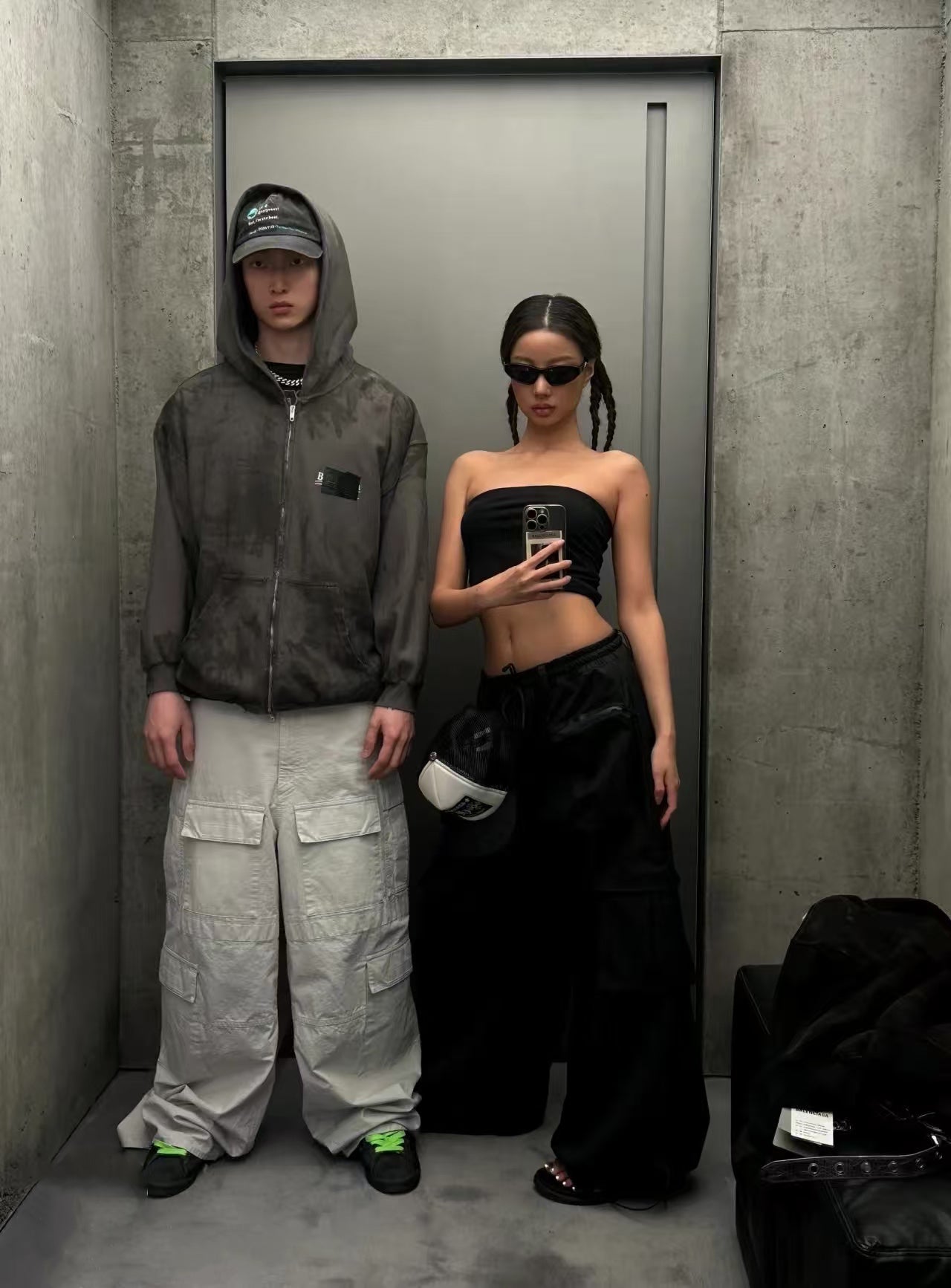 B  Black Label Zipper Hoodie