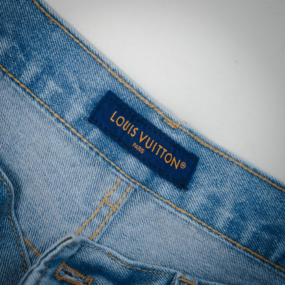 1V  pearl button denim shorts