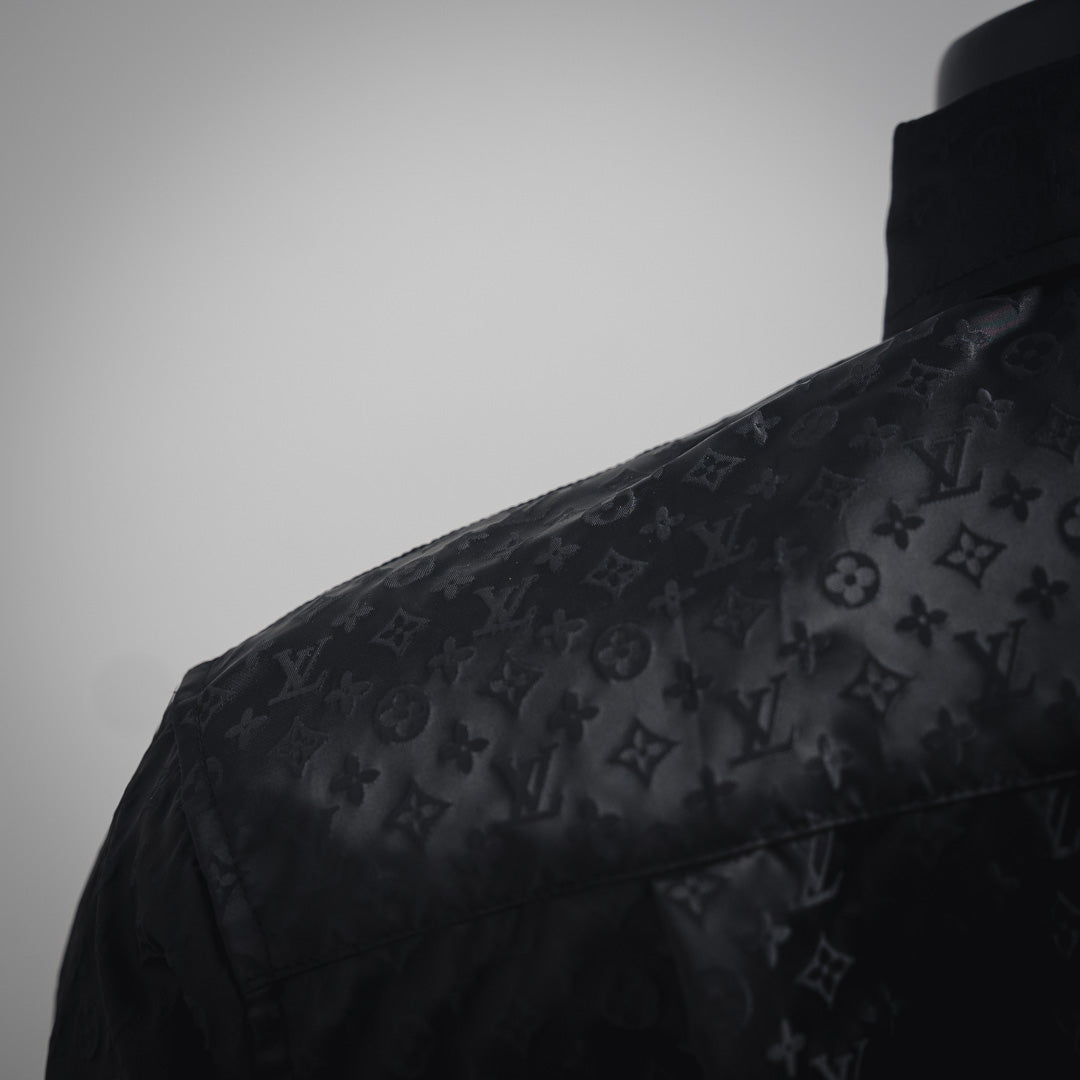 1V  New Dark Pattern Full Print Shirt