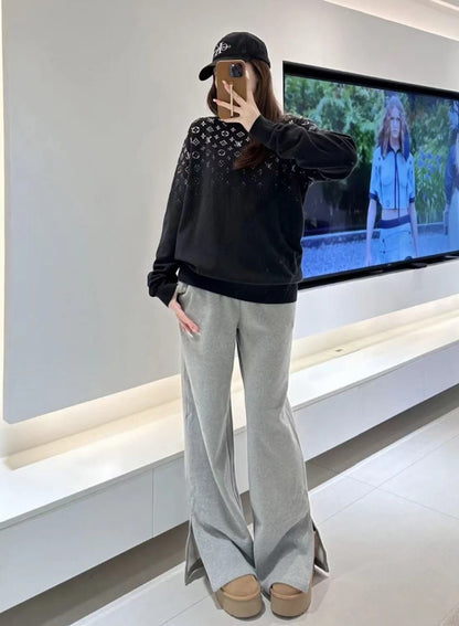 1V 24FW Starry Sky Gradient Round Neck Sweater