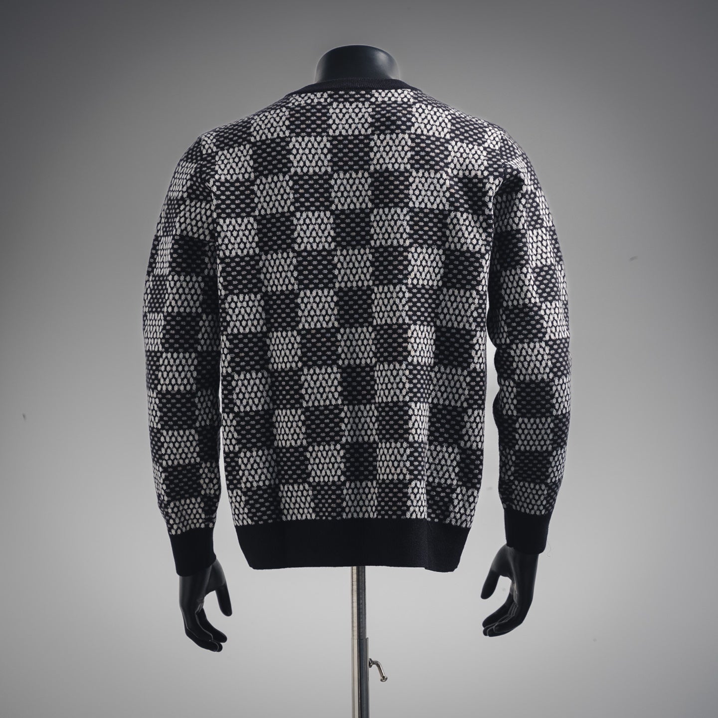 1V 24FW chessboard flower sweater