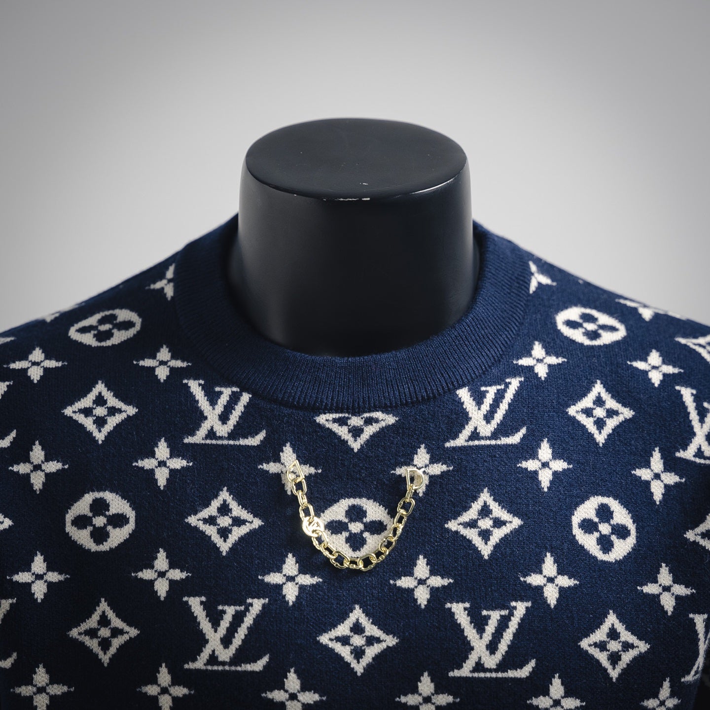 1V 24ss Chain Print Crew Neck Sweater