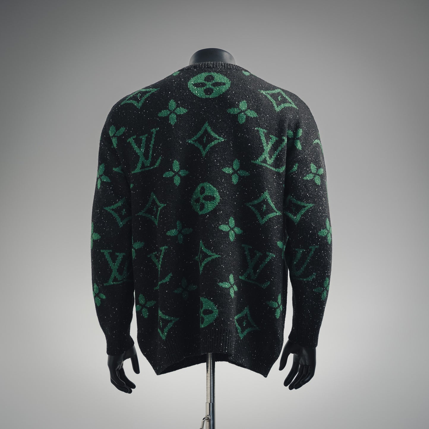1V 24FW logo jacquard round neck sweater