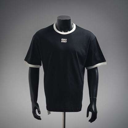 M Embroidered logo T-shirt