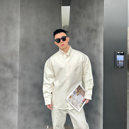 B  Letter printed long-sleeved shirt