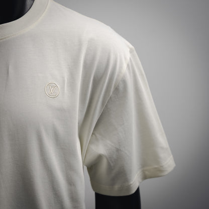 1V  Embroidered Logo T-shirt