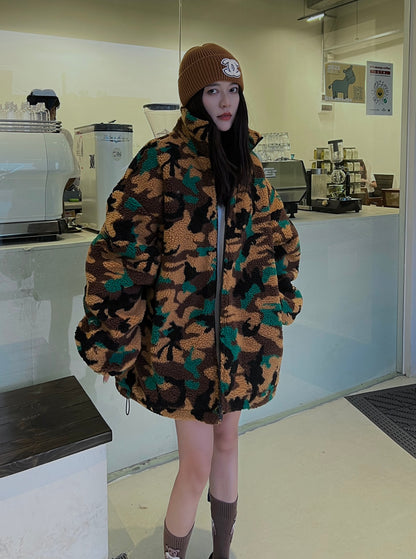 B  Camouflage lamb wool jacket