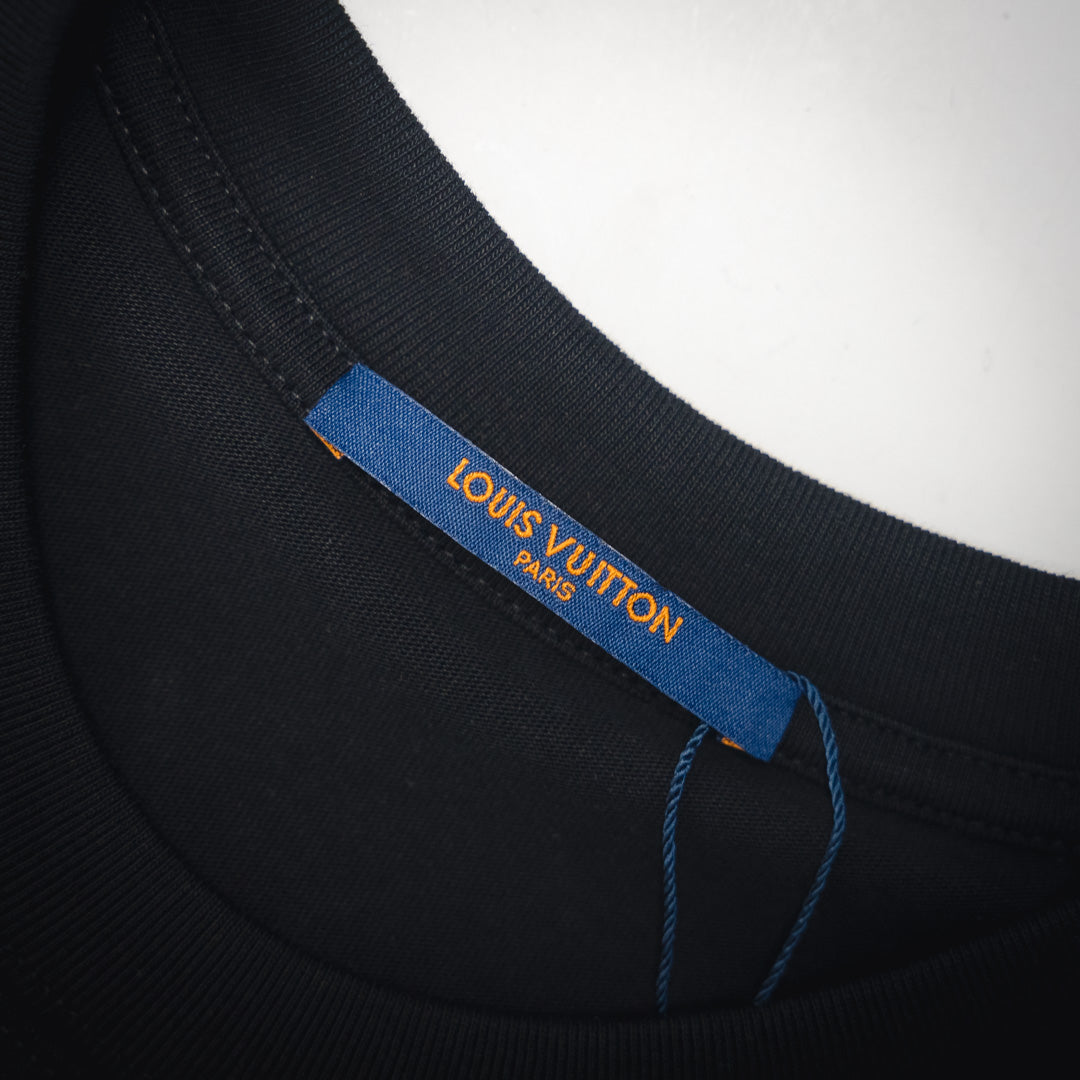1V 2025ss Graphic Embroidered Cotton T-Shirt