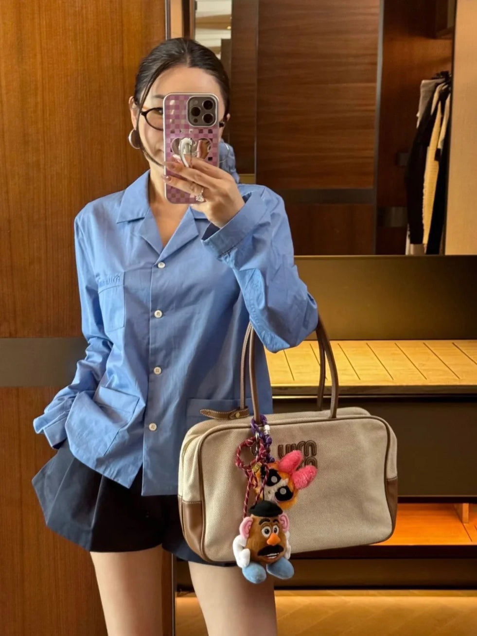 M  embroidered shirt