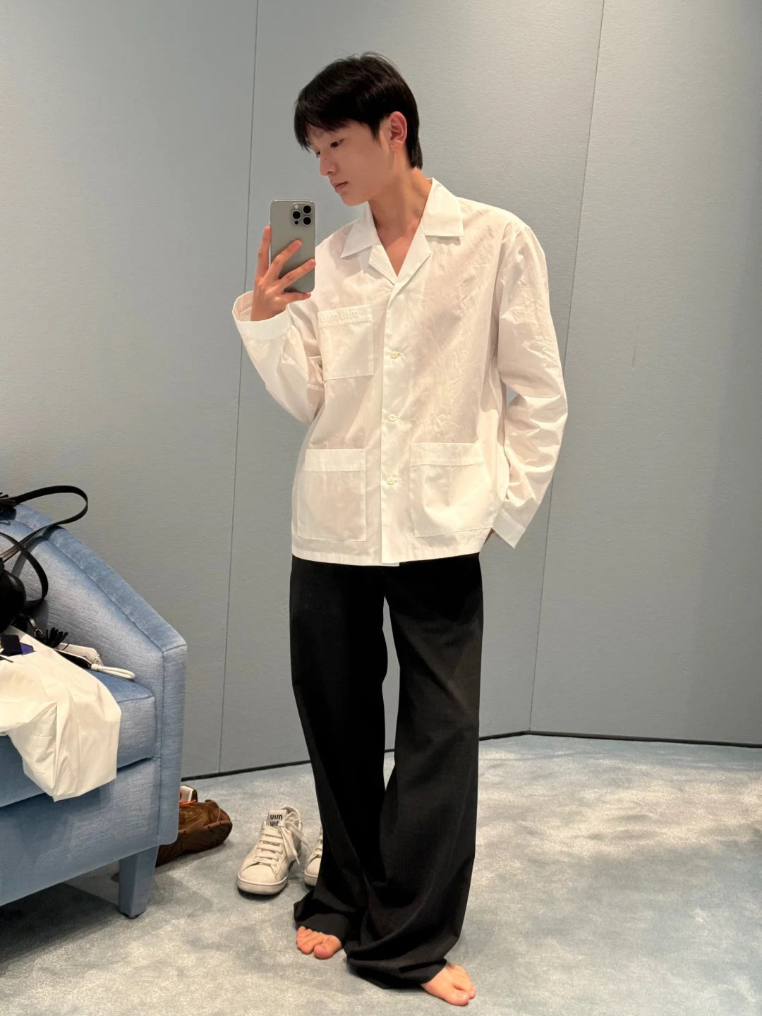 M  embroidered shirt