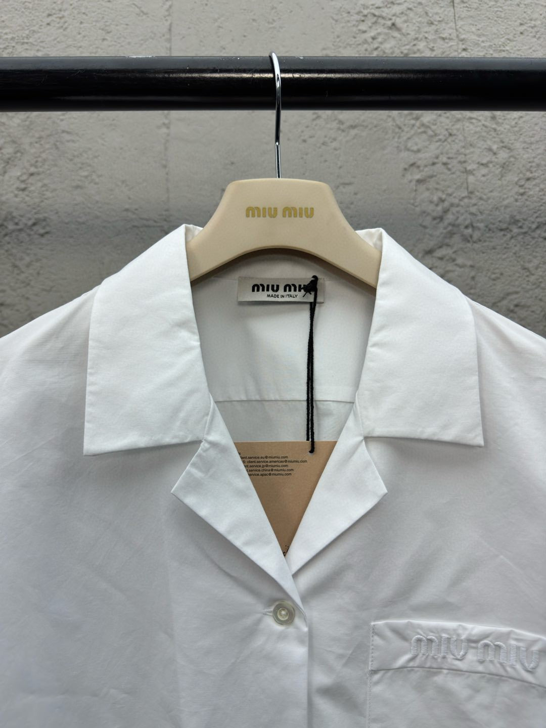 M  embroidered shirt