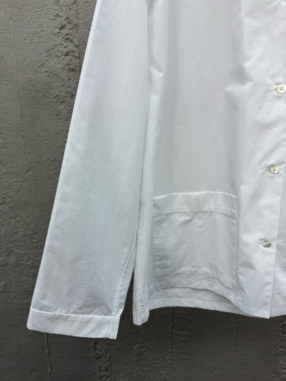 M  embroidered shirt