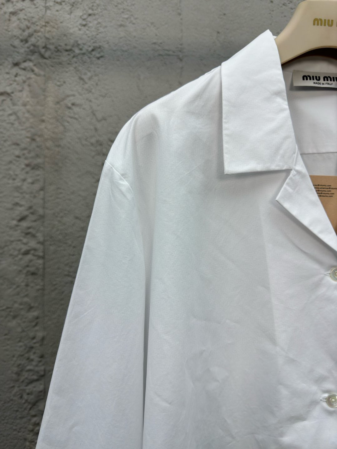 M  embroidered shirt