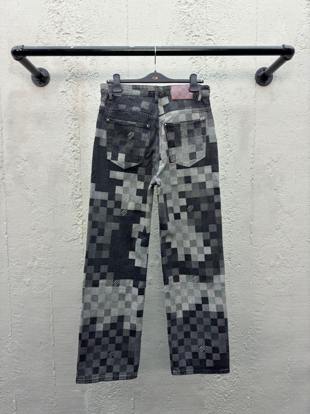 1V  SS25 checkerboard mosaic jeans