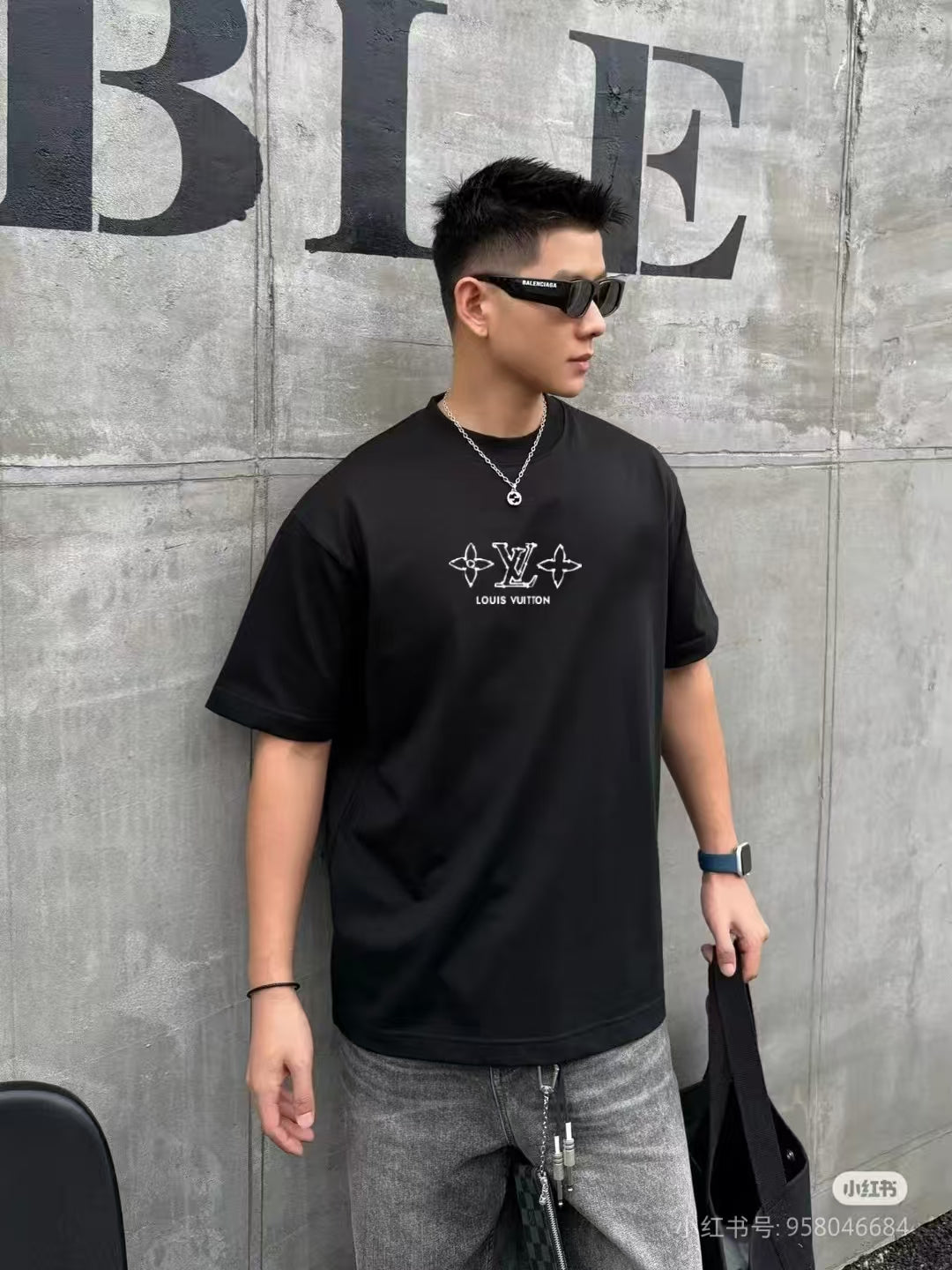 1V  25ss front and back four-leaf clover logo printed T-shirt