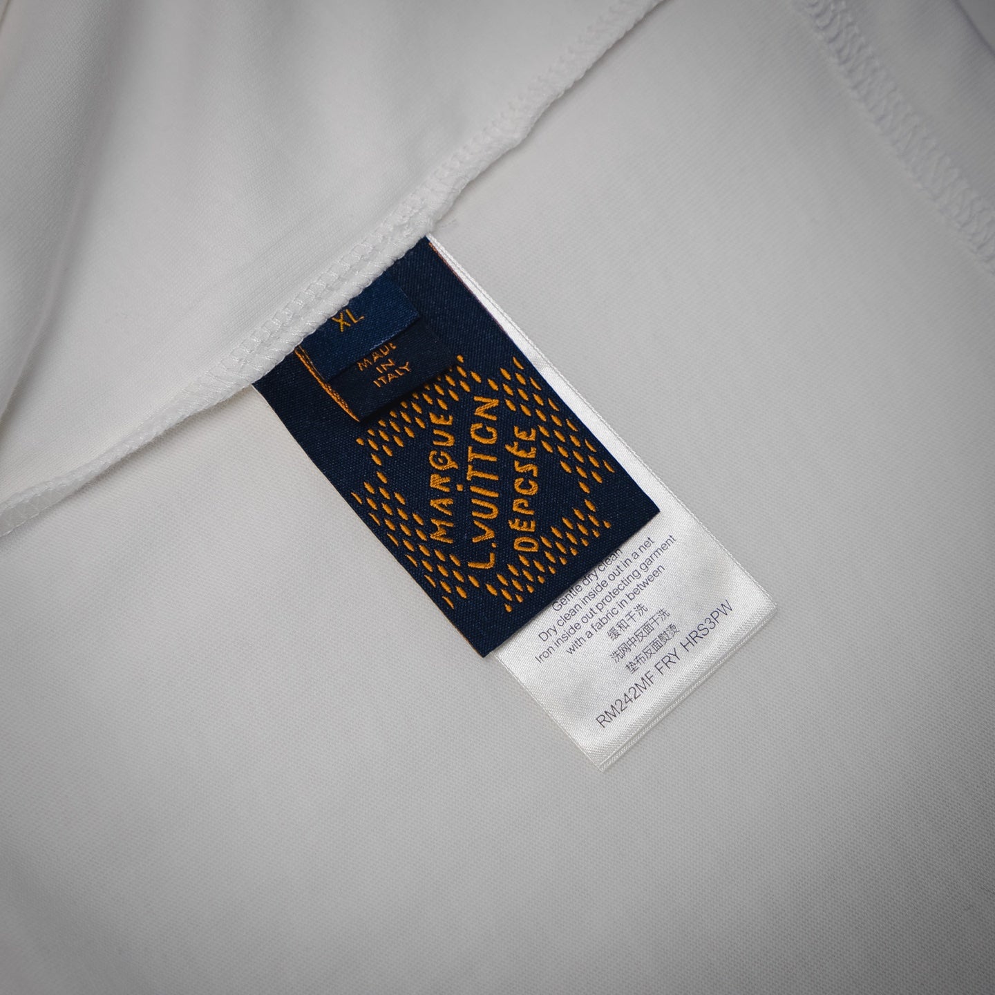 1V Embroidered Signature Cotton T-Shirt