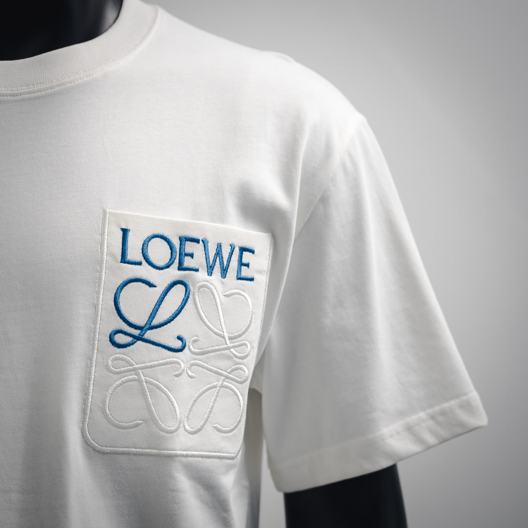 T-Shirt mit gesticktem Pocket-Logo 
