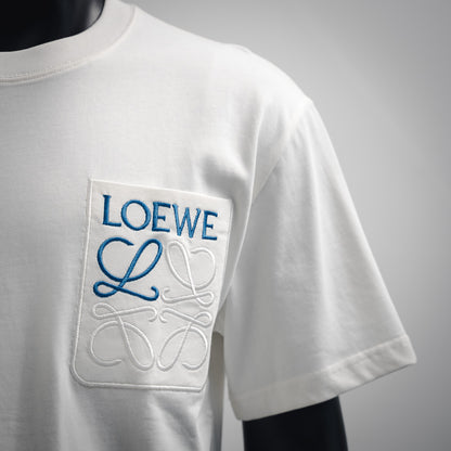T-Shirt mit gesticktem Pocket-Logo 