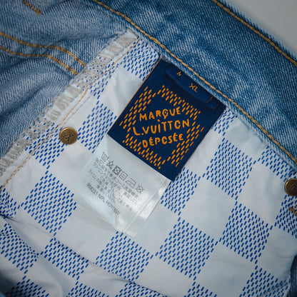 1V  pearl button denim shorts