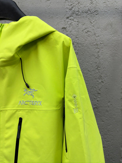
A Alpha SV 6 Hardshell Sweatshirt Fluoreszierende Farbe