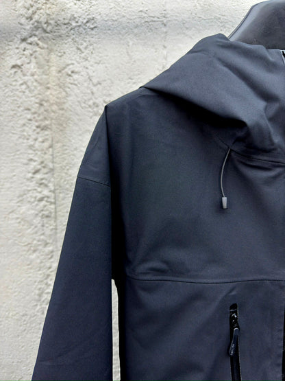 A  Alpha SV 6 Hardshell Sweatshirt Black