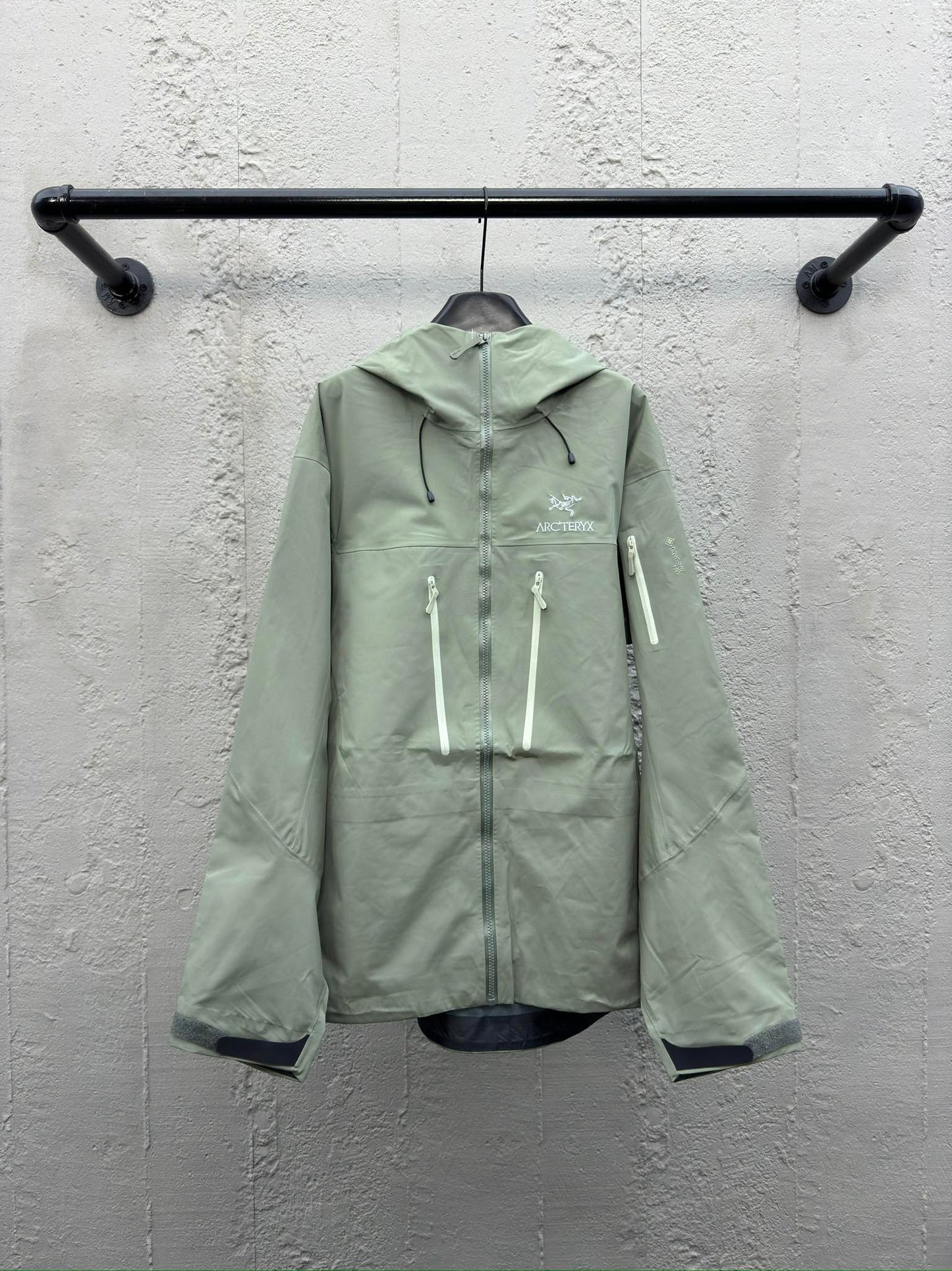 A Alpha SV 6 Hardshell Sweatshirt