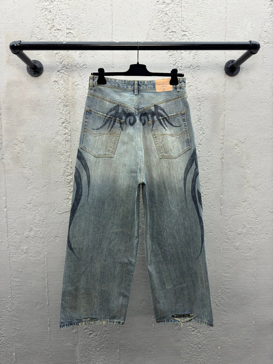 B  dragon print jeans