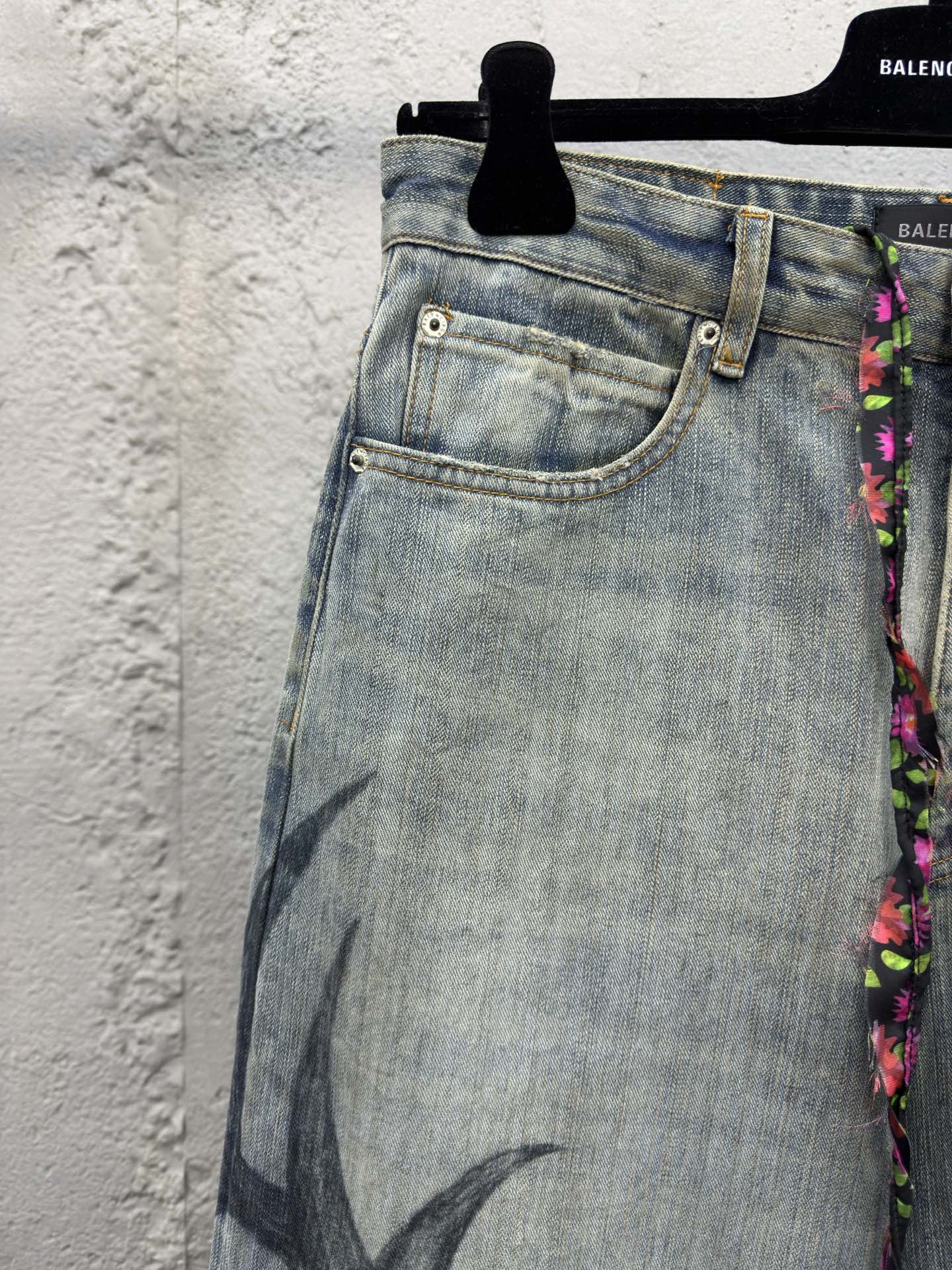 B  dragon print jeans