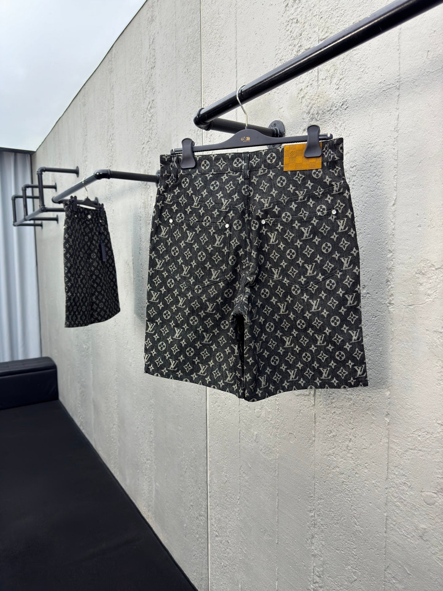 1V  jacquard full print denim shorts