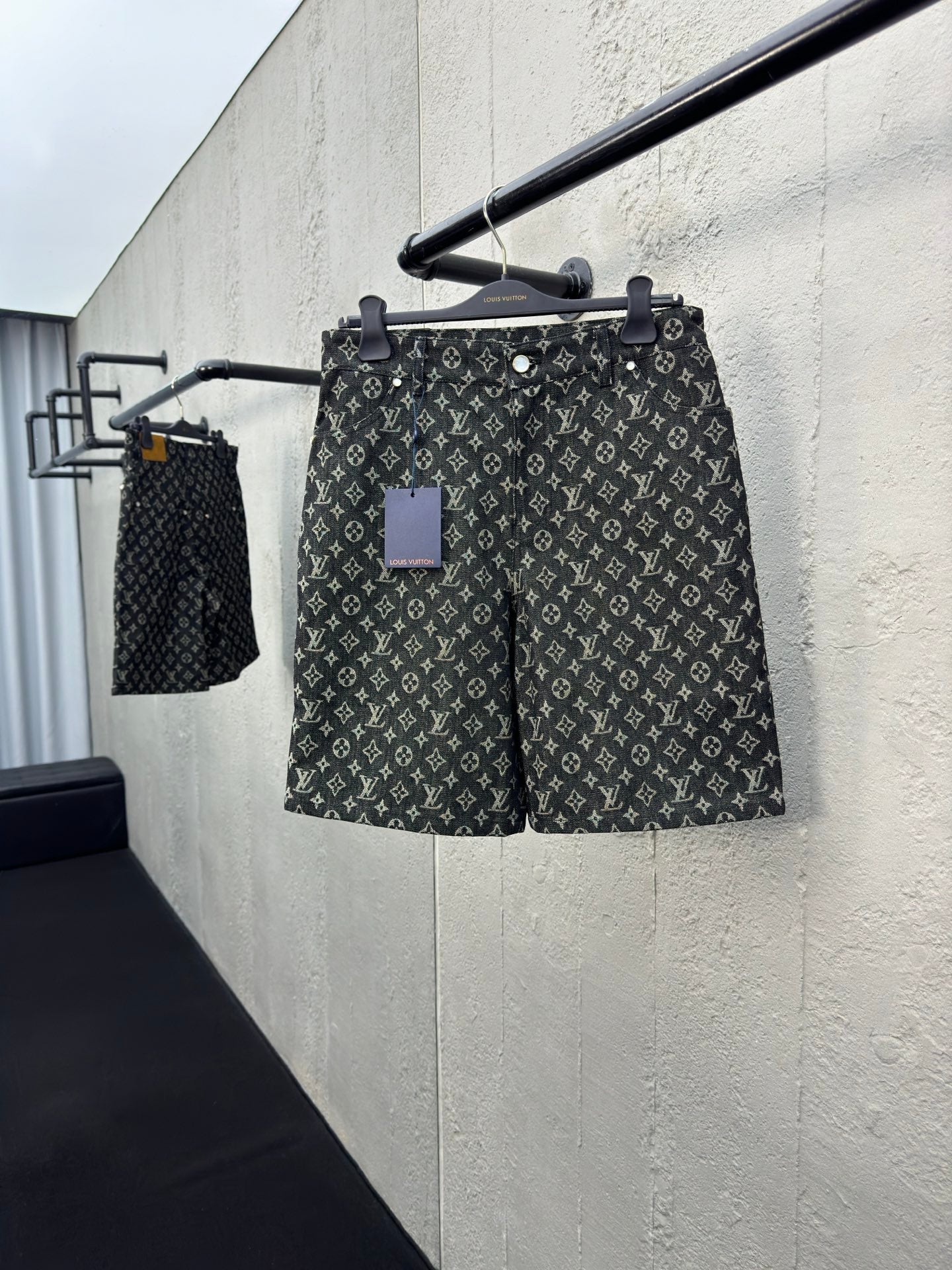 1V  jacquard full print denim shorts