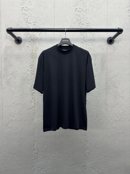 B  hot diamond T-shirt