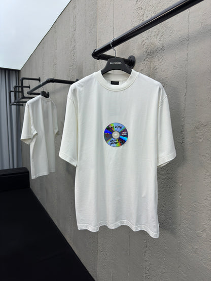 B  CD-ROM T-shirt